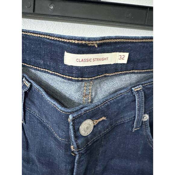 Levi's Women's Classic Straight Stretch Mid Rise Easy Fit 14M Women’s 32x30 Blue - Picture 4 of 8